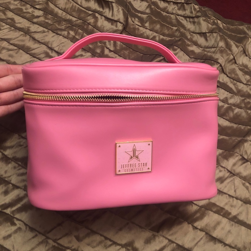 Jeffree Star Baby Pink Travel Bag **Free Gift